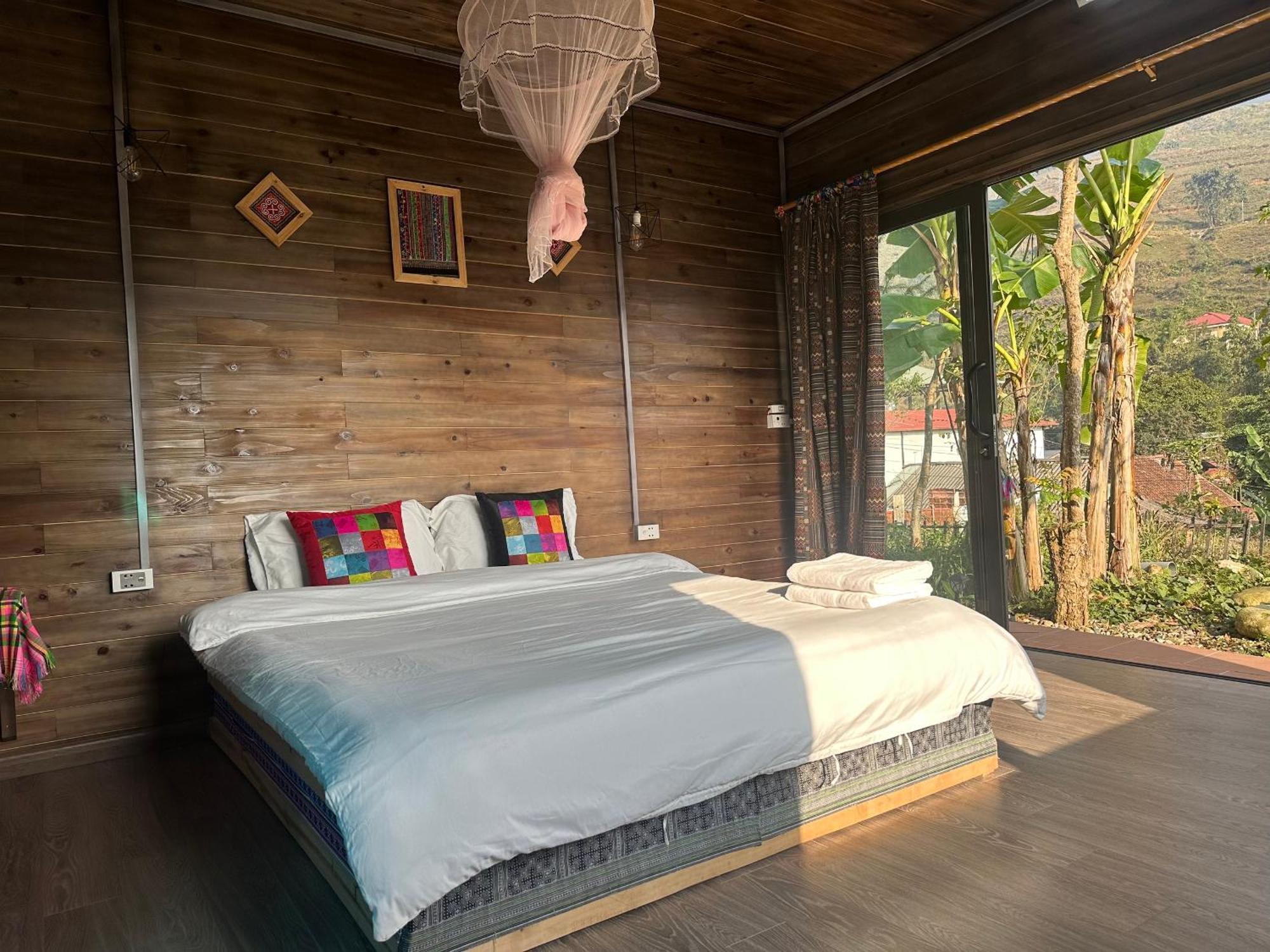 Little Ta Van Homestay Sapa Exterior photo