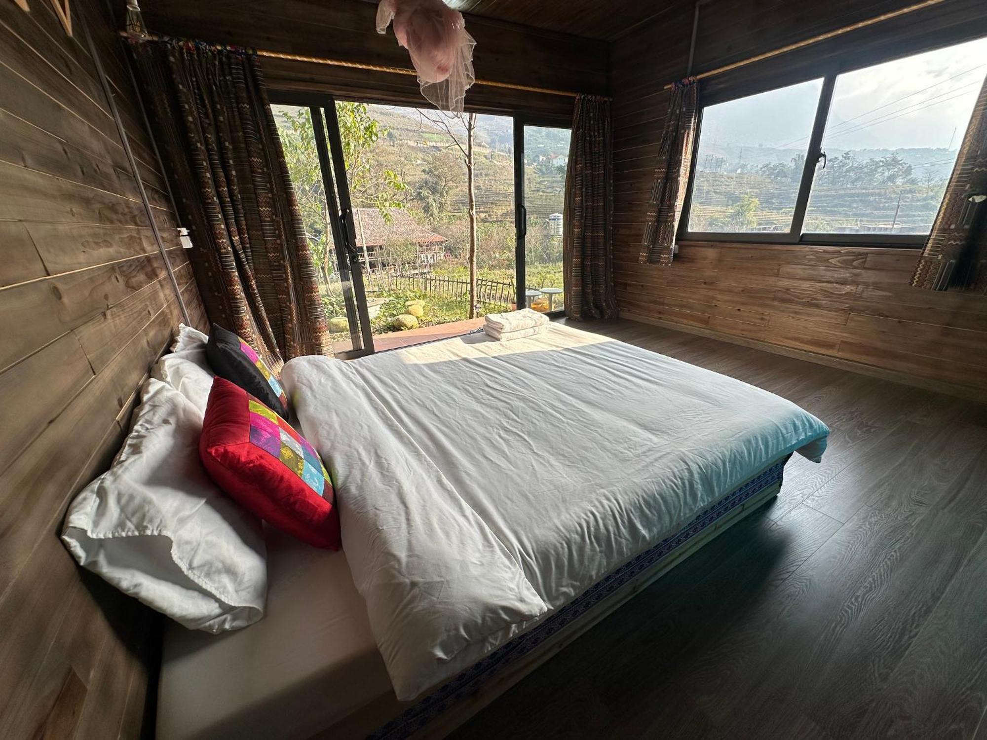 Little Ta Van Homestay Sapa Exterior photo