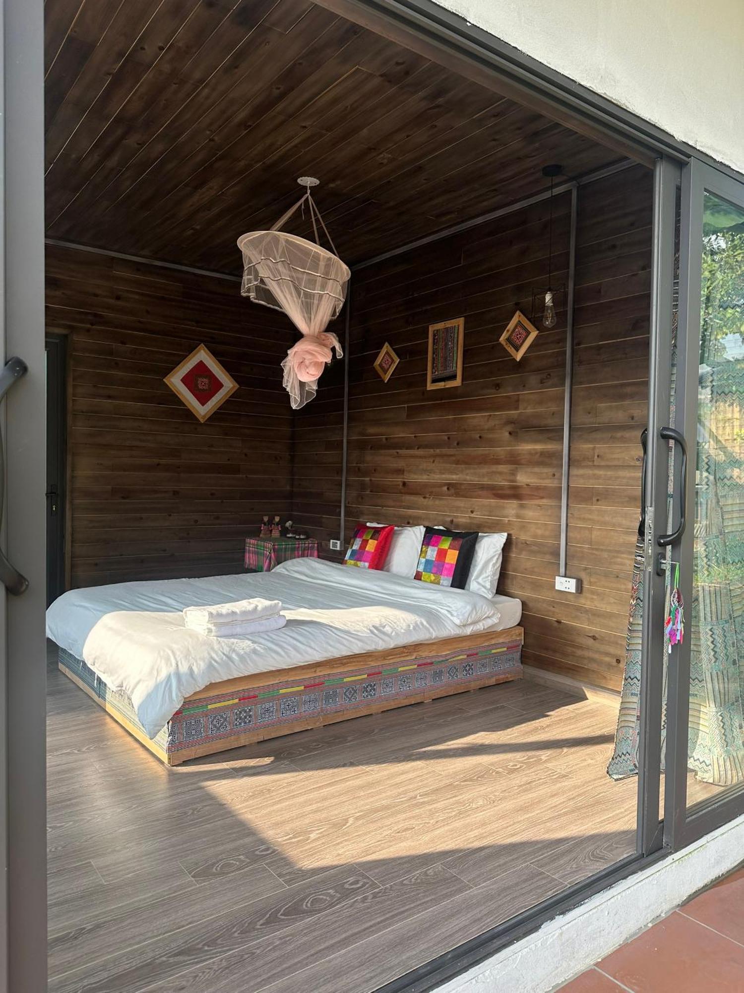 Little Ta Van Homestay Sapa Exterior photo