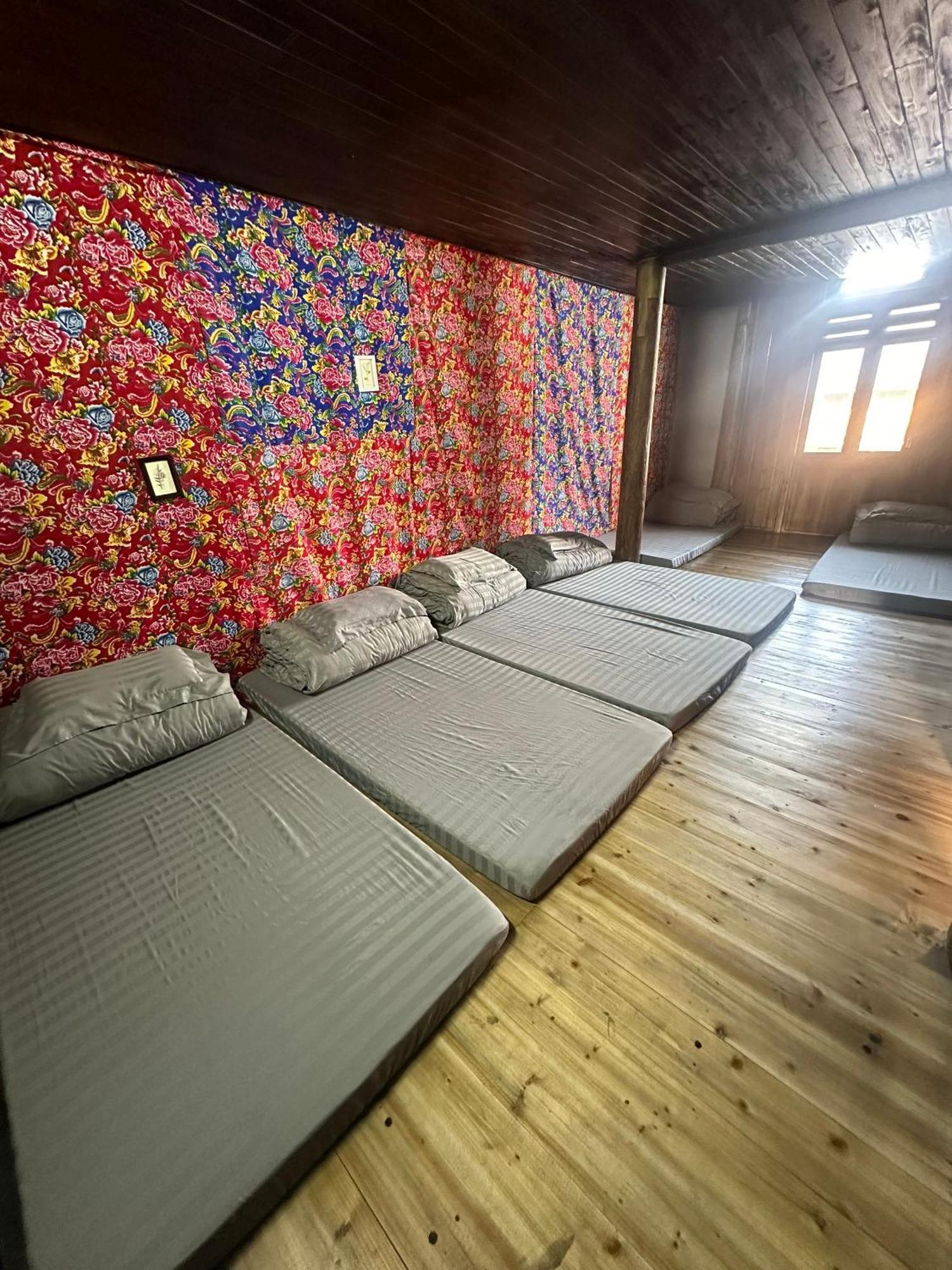 Little Ta Van Homestay Sapa Exterior photo